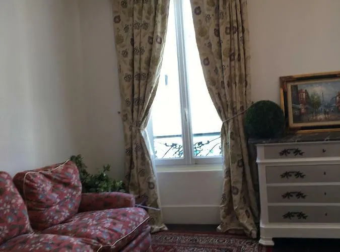 Domus Dulcis アパート Ribérac